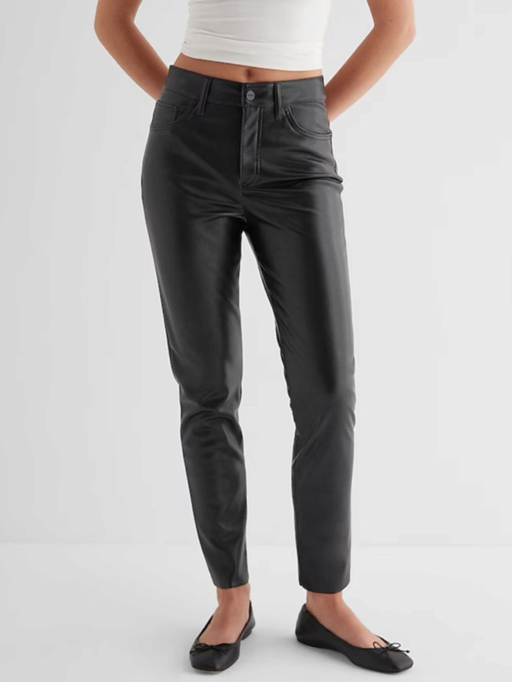 Express High Waisted Faux Leather 90s Skinny Pant Size 6 - Picture 2 of 9